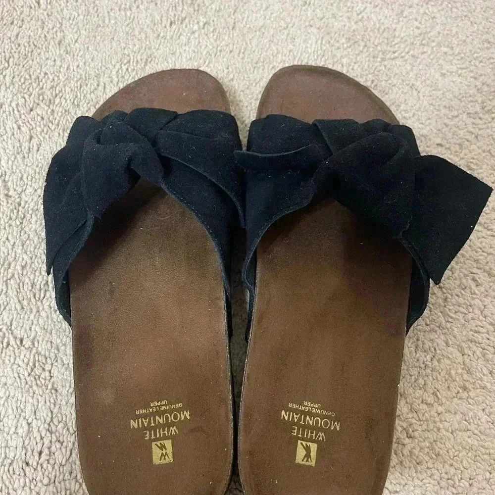 Women’s White Mountain Henley Comfort Flat Slip-on Sandals, Black Suede Size 11 - Picture 3 of 9